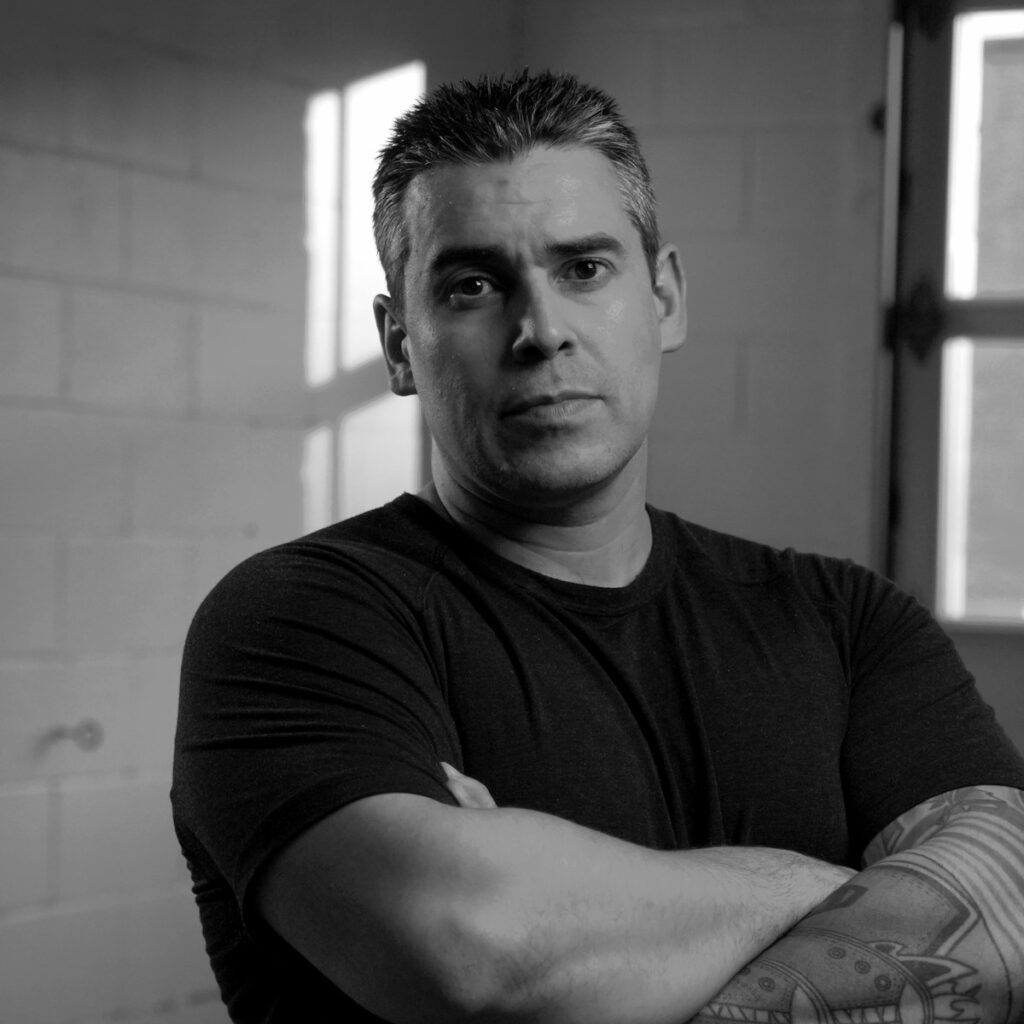 Nelson Bolarinho, Co-Owner